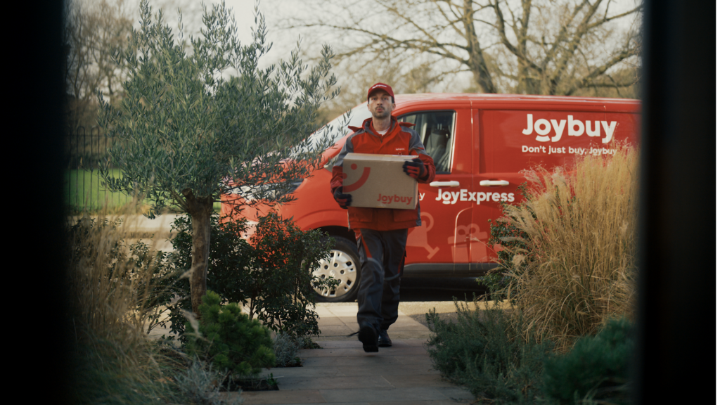 Joybuy lance sa première campagne publicitaire en TV, digital et affichage – proposant la livraison le jour même pour des marques de référence au Royaume-Uni, en Allemagne, en France et au Benelux