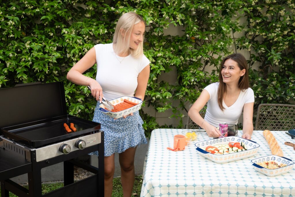 Canicules, vacances et achats de dernière minute : les Français paient une « taxe estivale » cachée, selon une étude commandée par Joybuy